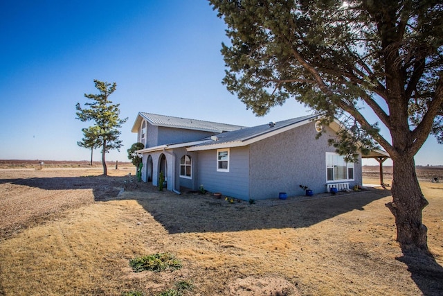 view of home's exterior