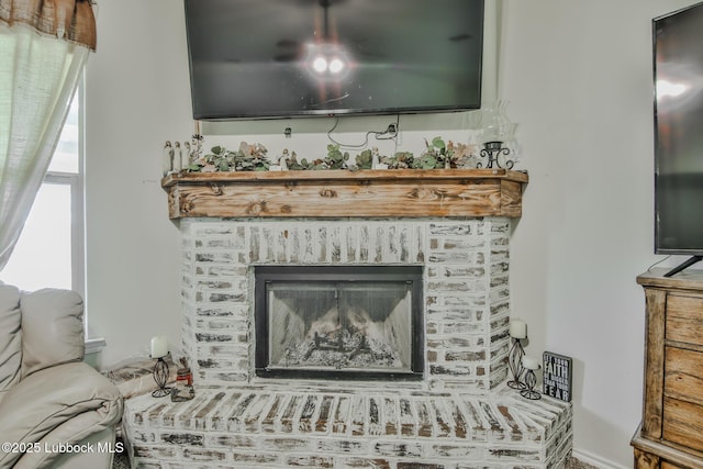 14320 Ave U, Lubbock, TX 79423 - detailed view of a brick fireplace