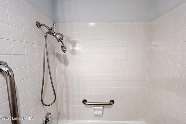 7907 Knoxville Ave, Lubbock, TX 79423 - full bathroom with shower / tub combination