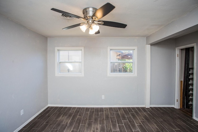 unfurnished room featuring ceiling fan