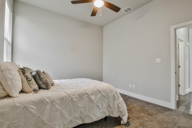 bedroom with carpet flooring and ceiling fan