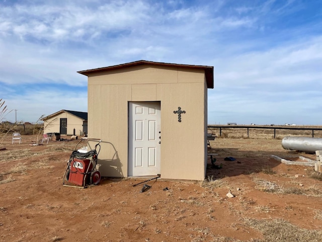 view of outbuilding