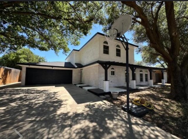 view of front of house featuring a garage