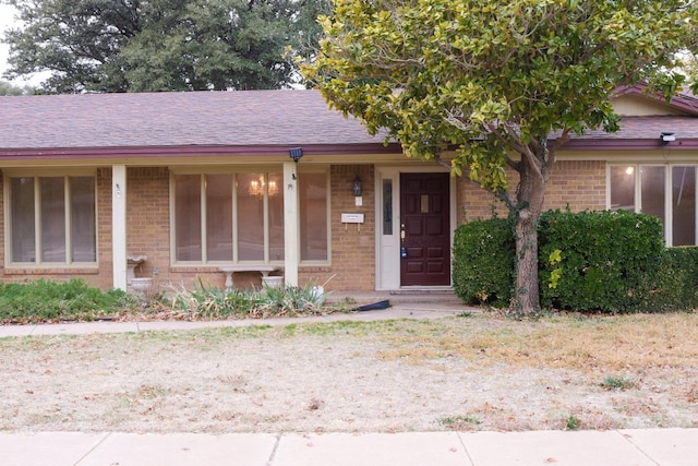 view of front of home featuring a porch