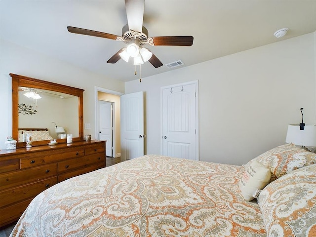 bedroom featuring a closet and ceiling fan