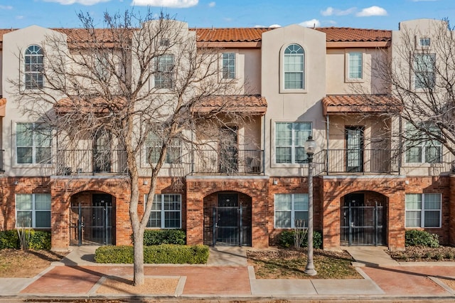 2119 Main St # 4, Lubbock TX, 79401, 3 bedrooms, 3.5 baths condo for sale