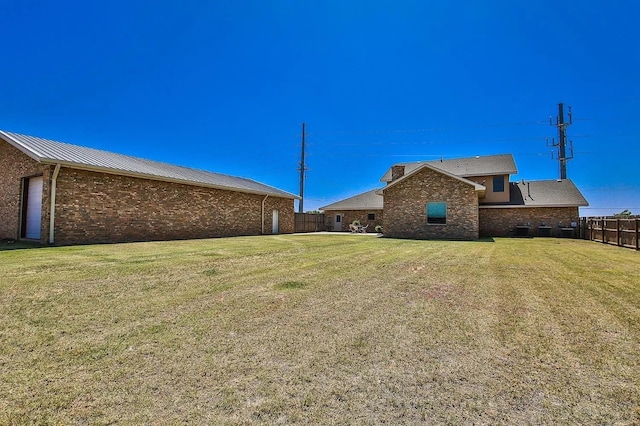 view of yard featuring a garage