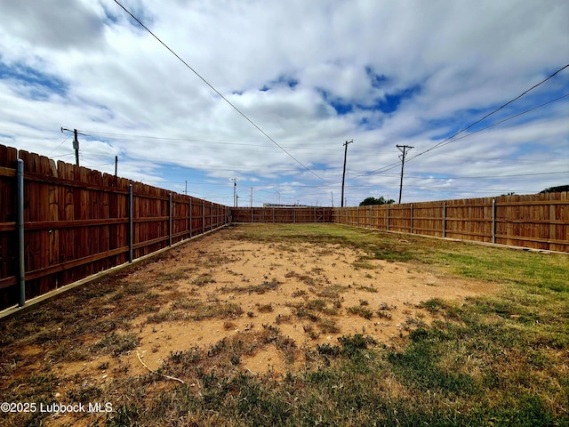 2834 E 7th St, Lubbock, TX 79403 - view of yard