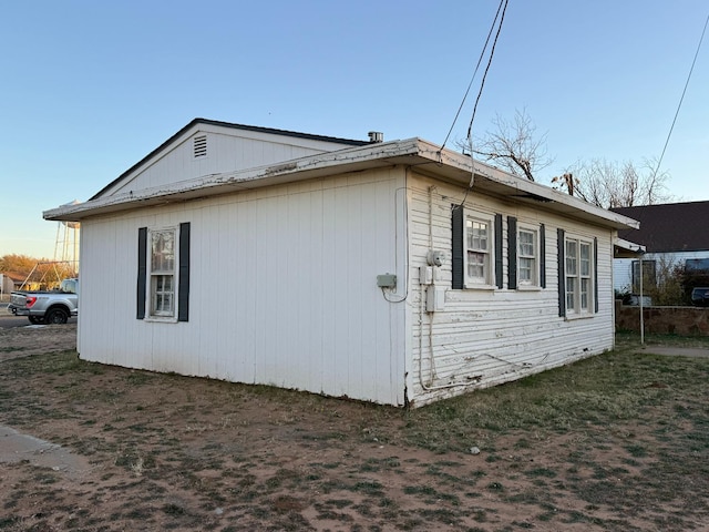 view of home's exterior