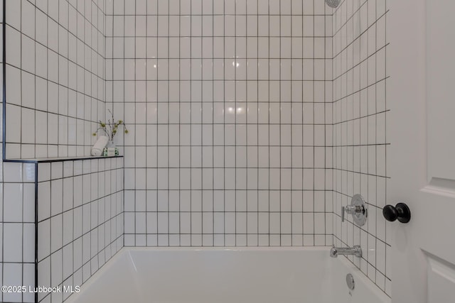 3617 127th St, Lubbock, TX 79423 - full bathroom featuring bathtub / shower combination