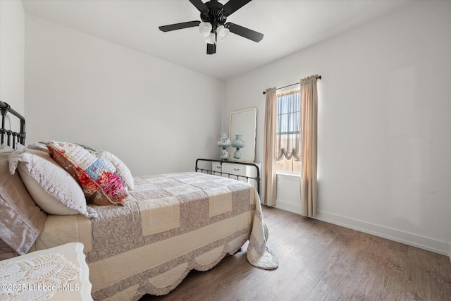 5522 Lehigh St, Lubbock, TX 79416 - bedroom with wood finished floors and ceiling fan