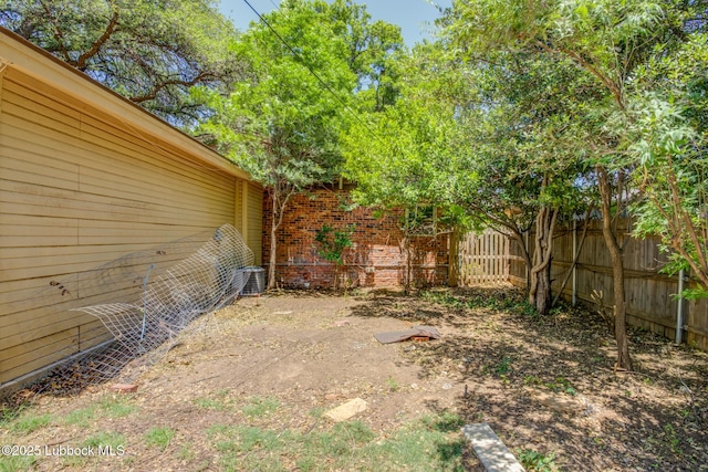 3413 42nd St, Lubbock, TX 79413 - view of yard with central air condition unit