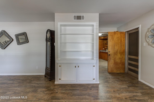 3413 42nd St, Lubbock, TX 79413 - interior space featuring wood finished floors and baseboards