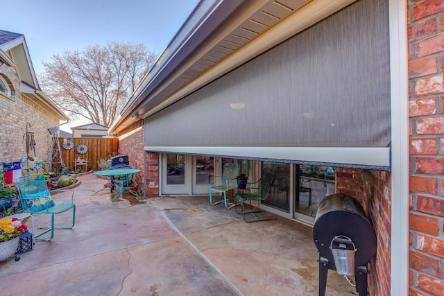 6910 Freeport Ave, Lubbock, TX 79424 - view of patio / terrace featuring fence