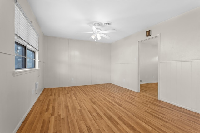 4416 33rd St, Lubbock, TX 79410 - spare room featuring light wood-style floors and a ceiling fan