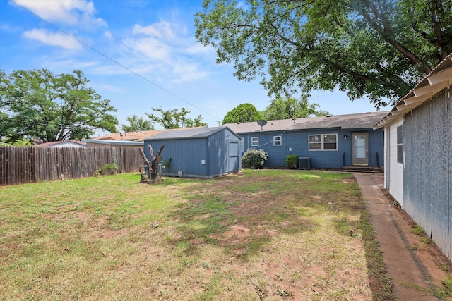 4416 33rd St, Lubbock, TX 79410 - view of yard with a storage shed