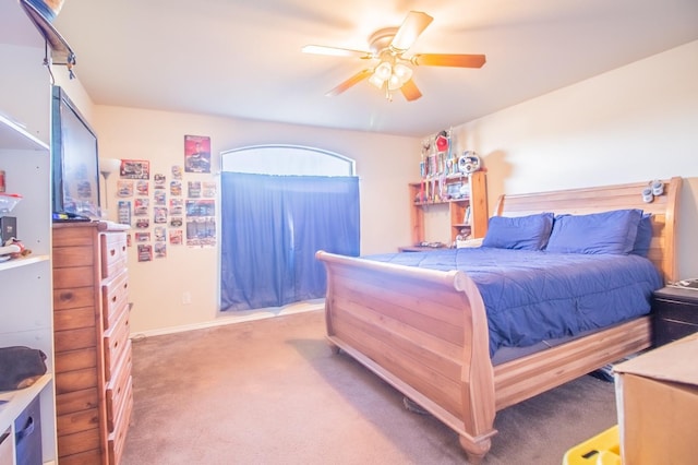 bedroom featuring carpet flooring and ceiling fan