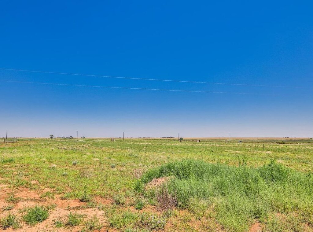 1395 Widgeon Rd, New Home, TX 79381