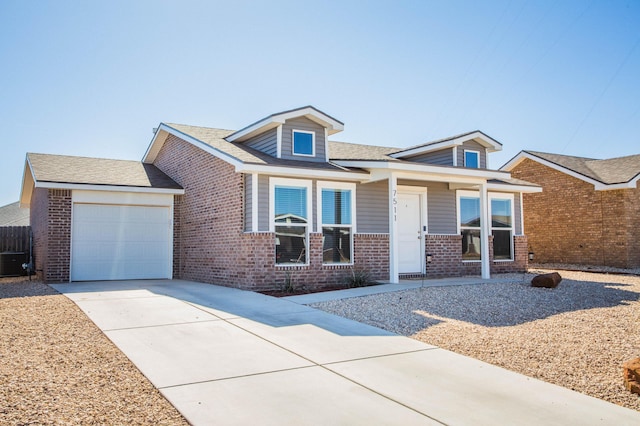 view of front facade featuring a garage