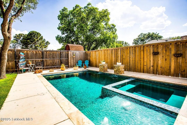 9206 Wayne Ave, Lubbock, TX 79424 - view of pool featuring a fenced backyard and a pool with connected hot tub