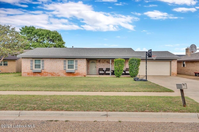 1102 Shady Oaks Ln, Brownfield, TX 79316 - photo 2