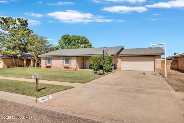 1102 Shady Oaks Ln, Brownfield, TX 79316 - photo 3