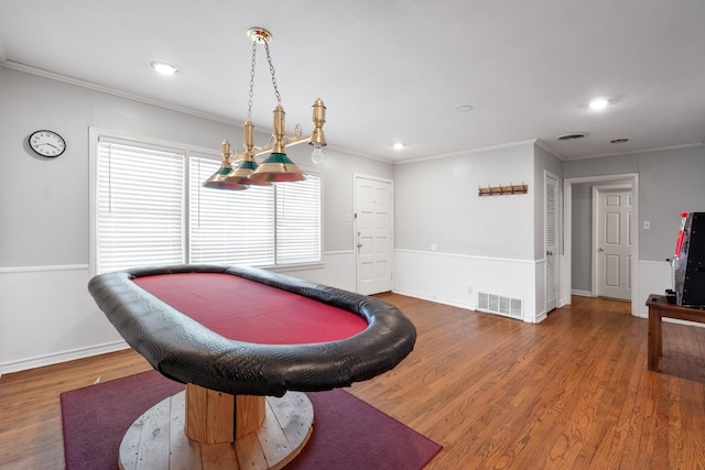 playroom featuring visible vents, recessed lighting, ornamental molding, pool table, and wood finished floors