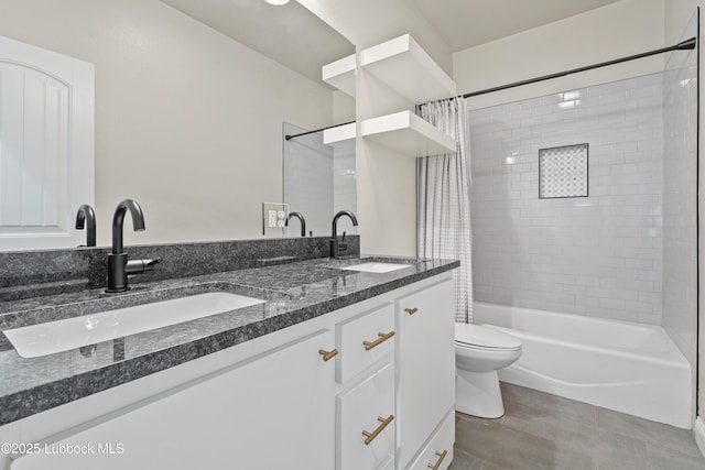 1016 N Genoa Ave, Lubbock, TX 79416 - bathroom featuring shower / tub combo and double vanity