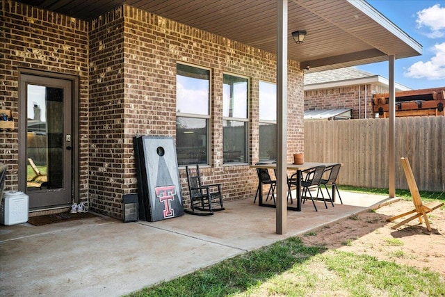 7502 103rd St, Lubbock, TX 79424 - view of patio