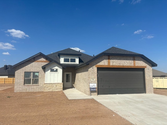 view of front of home featuring a garage