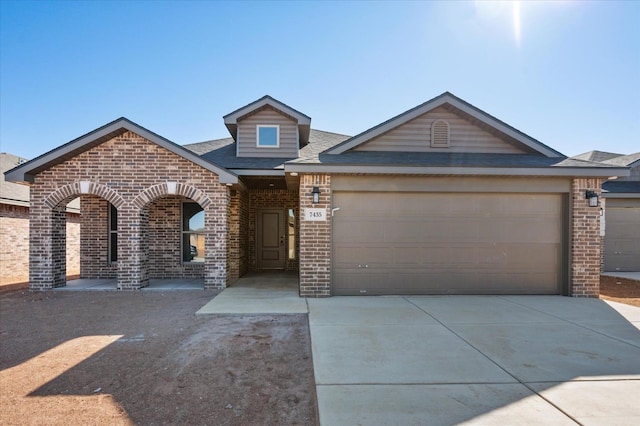 view of front of house featuring a garage