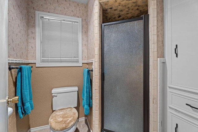 4405 56th St, Lubbock, TX 79414 - full bath with a stall shower and toilet