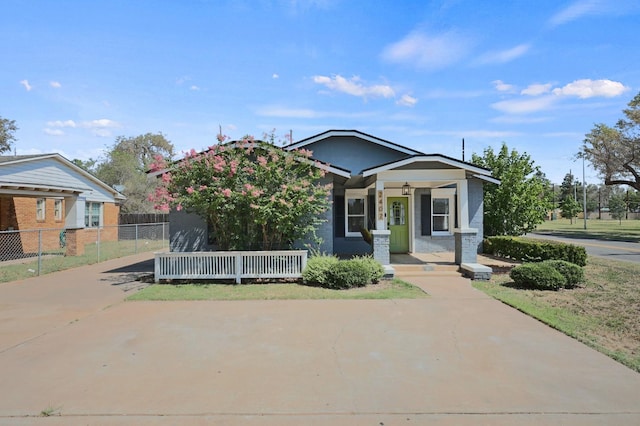 view of front of house