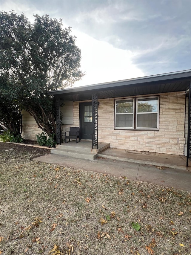 view of front of home
