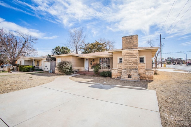 view of front of property with a porch