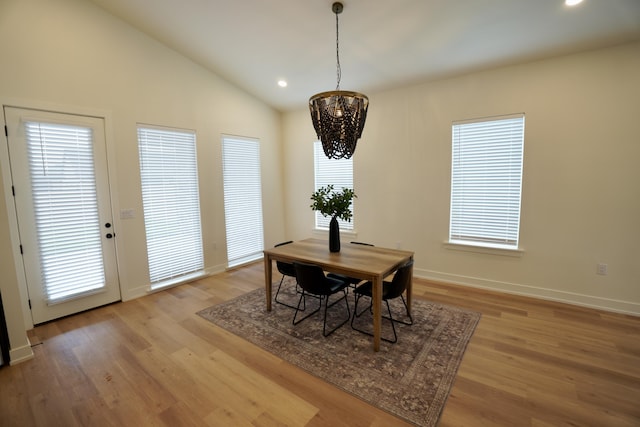 3628 119th St, Lubbock, TX 79423 - dining area featuring a chandelier, light wood finished floors, lofted ceiling, and recessed lighting