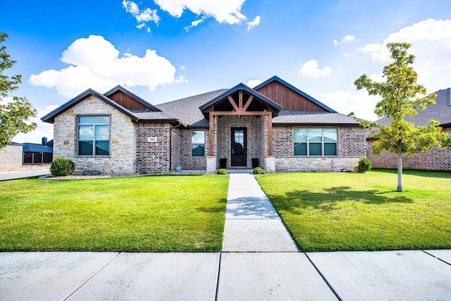 craftsman-style home with a front yard