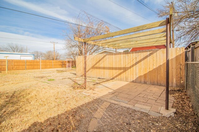 view of yard with a patio