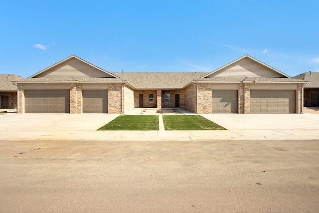 5829 Urbana Pl, Lubbock TX, 79407, 2 bedrooms, 2 baths townhouse for sale