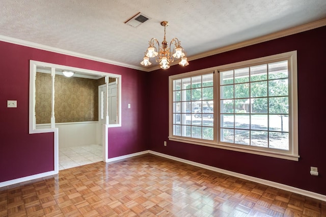 unfurnished room featuring ornamental molding, a chandelier, a textured ceiling, and light parquet floors