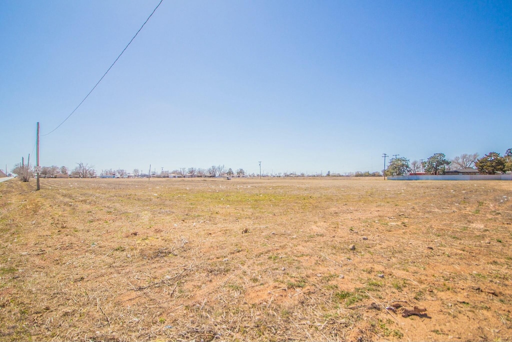 1508 E 74th St, Lubbock, TX 79404 - photo 2