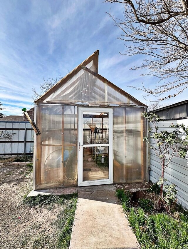 view of outbuilding