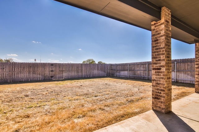 view of yard with a patio