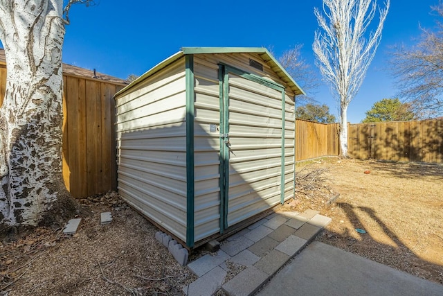 view of outbuilding