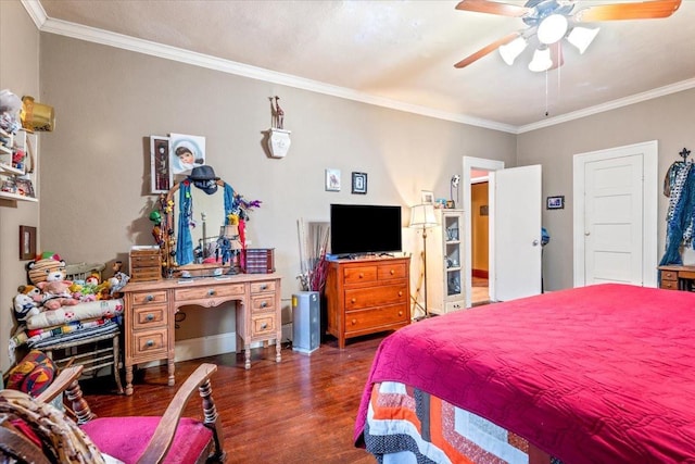 bedroom featuring crown molding, ceiling fan, and dark hardwood / wood-style flooring