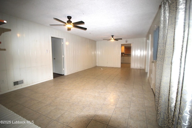 3707 38th St, Lubbock, TX 79413 - unfurnished room featuring ceiling fan and a textured ceiling