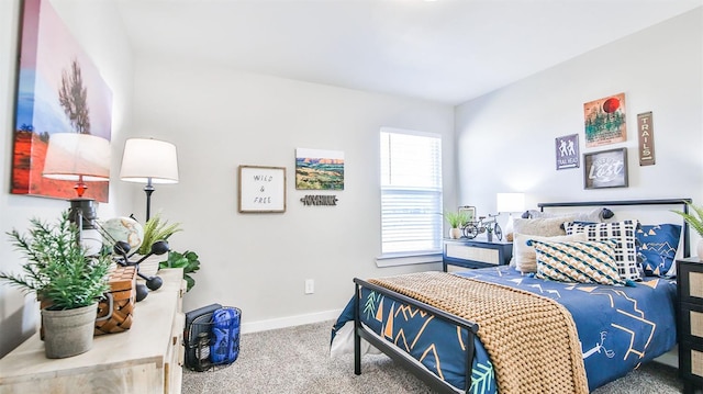 bedroom featuring carpet floors