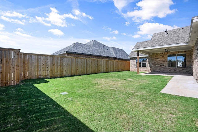 view of yard with a patio