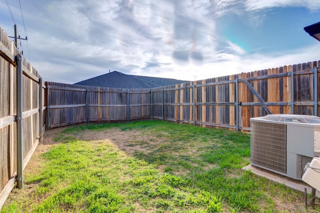 view of yard with cooling unit