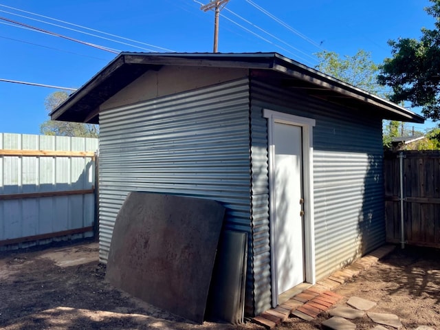 view of outdoor structure